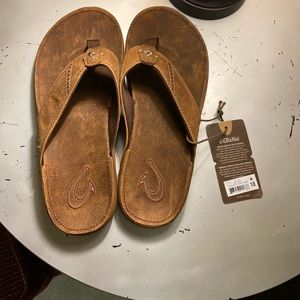 Olukai sandals